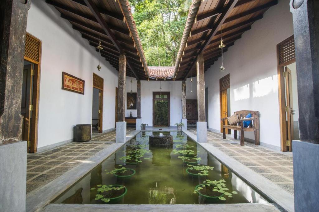 Roman Lake Ayurveda Boutique Resort Ахунгалла Экстерьер фото