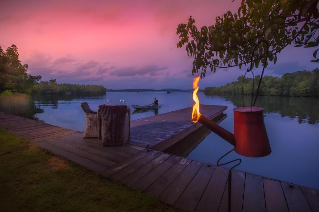 Roman Lake Ayurveda Boutique Resort Ахунгалла Экстерьер фото